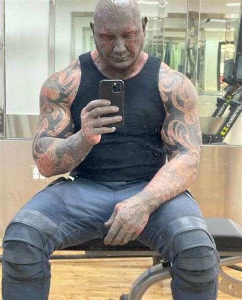 Dave Bautista Workout Routine And Diet Plan - Health Yogi