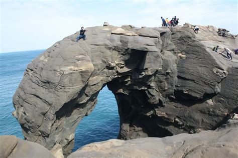 Elephant Rock (Shen'ao) 象鼻岩(深奧) - Foreigners in Taiwan - 外國人在臺灣