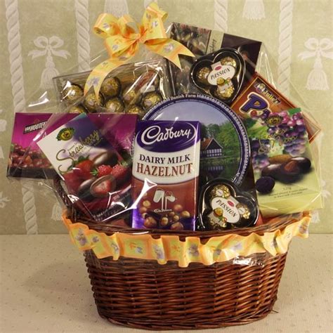 Chocolate Hampers Gifts at best price in Noida by Shimmer International ...