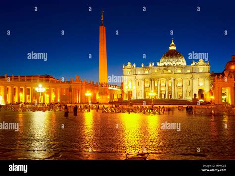 St. Peter's cathedral in Rome, Italy Stock Photo - Alamy