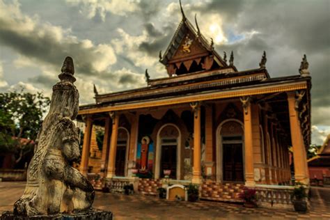 Battambang, Cambodia’s Second City | Terry Treks