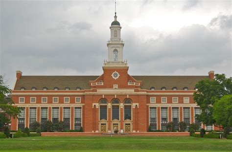 Edmon Low Library - Stillwater, Oklahoma