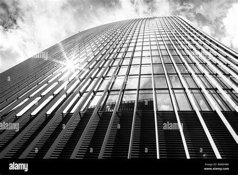 The walkie-talkie building in London, architecture, facade Stock Photo ...