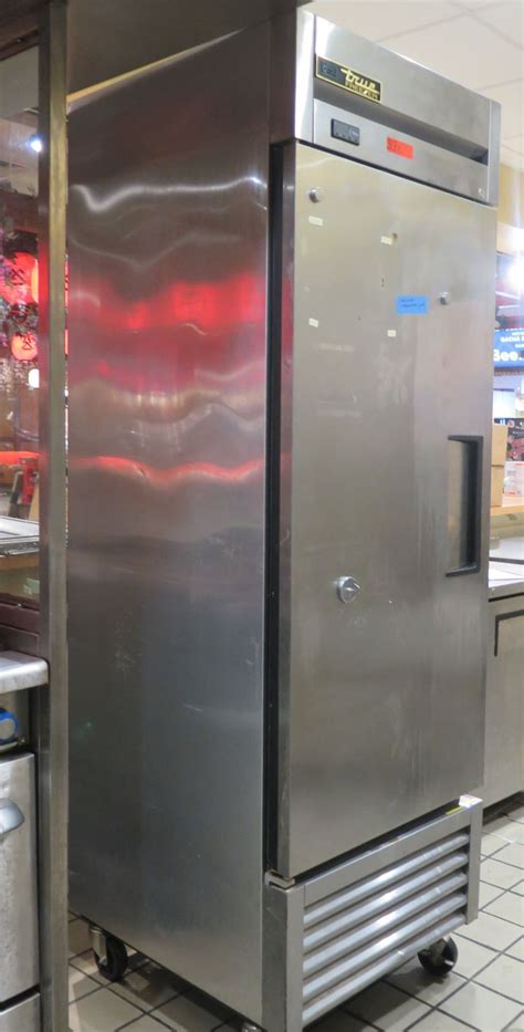 True T-23F-HC Single Door Reach-In Freezer - Oahu Auctions