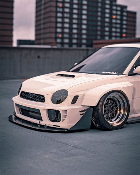 Subaru WRX Bugeye Wagon Looks Epic as Widebody Racer - autoevolution