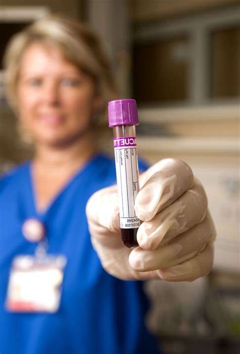Free picture: test tube, blood, doctor, testing coronavirus, COVID-19, medical evacuation ...