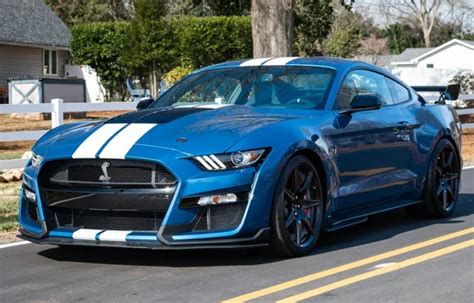 2020 Ford Mustang Shelby GT500 Carbon Fiber Track Pack VIN: 1FA6P8SJ9L5501637 - CLASSIC.COM