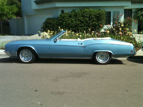 Cohort Classic: 1970 Buick Riviera GS Roadster - Sawzall Edition, Sans Top - Curbside Classic