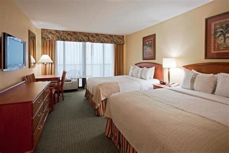 Holiday Inn Hotel & Suites Clearwater Beach in Clearwater (FL) - Room Deals, Photos & Reviews