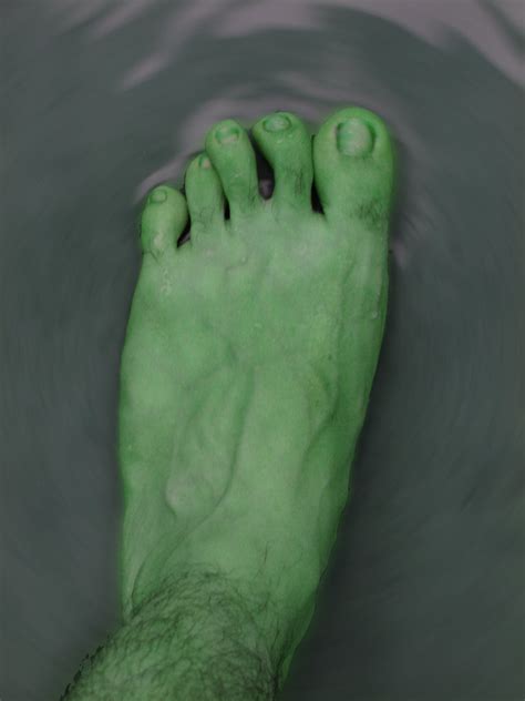 The Incredible Hulk | The scary foot on water! | Samir Bellare | Flickr