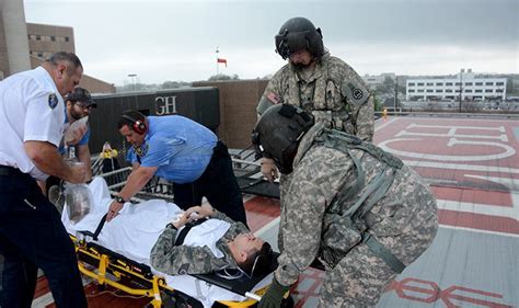 La. National Guard, East Jefferson General Hospital practice patient evacuation – Louisiana ...