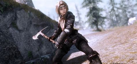 25 Best Female Armor Mods for Skyrim: The Ultimate List – FandomSpot