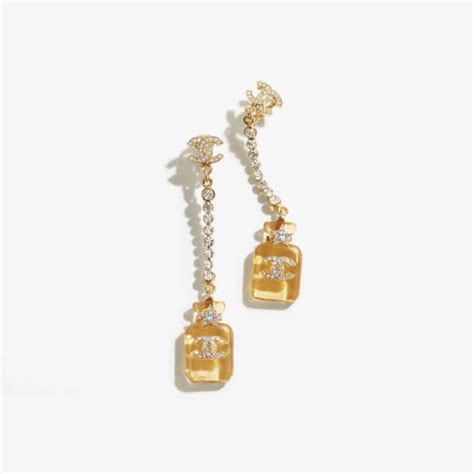 Chanel Spring Summer 2023 Earrings Collection Act 2 | Bragmybag