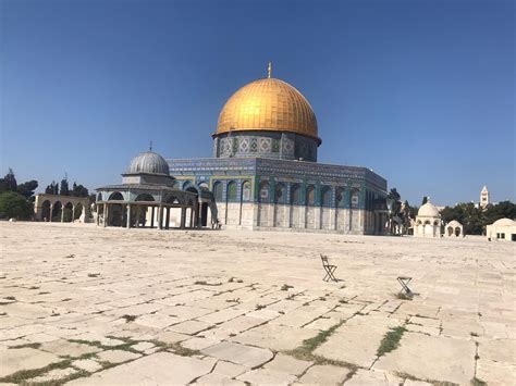 قبة الصخرة المشرفة | ادارة اوقاف القدس وشؤون المسجد الأقصى المبارك