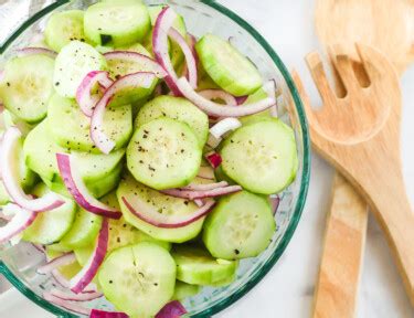 Easy Vinegar Marinated Cucumber Salad in 10 mins! (Just 6 Ingredients)