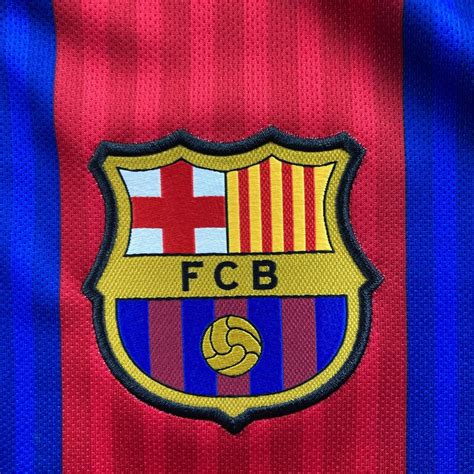 NEW Nike FC Barcelona 2016-17 home Lionel Messi football shirt jersey size XL | eBay