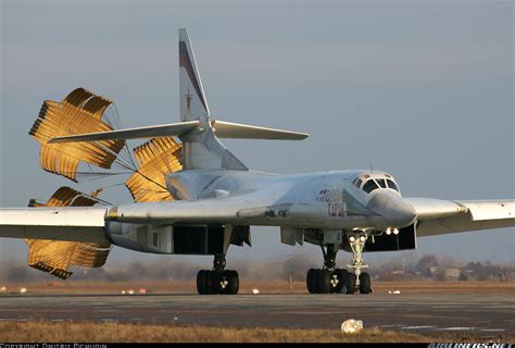 Tupolev Tu-160 - Russia - Air Force | Aviation Photo #2677734 | Airliners.net