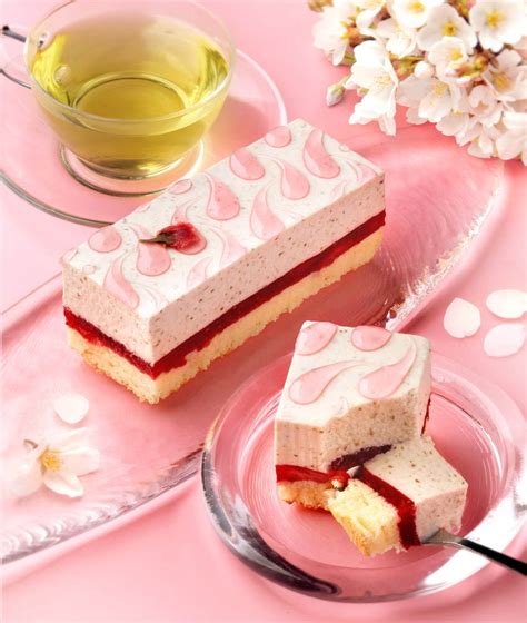 10 Of This Year's Best Sakura Sweets From Japanese Patisseries, Cafes And More - Savvy Tokyo