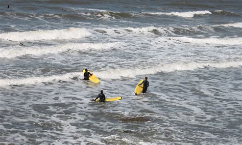 Surfs Up At Porthcawl | Surfing at Rest Bay, Porthcawl. | Flickr