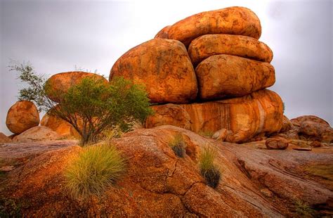 What is Weathering and Different Types of Weathering | Earth Eclipse