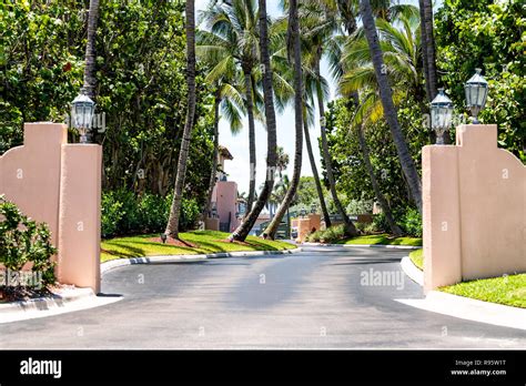 Mar a lago estate hi-res stock photography and images - Alamy