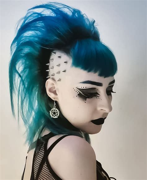 Lafitte Cyberpunk Hairstyles Cyberpunk Hair Cyberpunk Fashion | Images ...