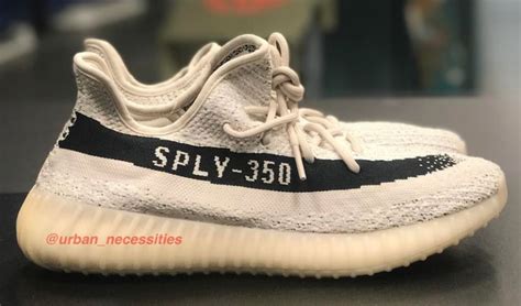 Adidas Yeezy Boost 350 V2 White / Black