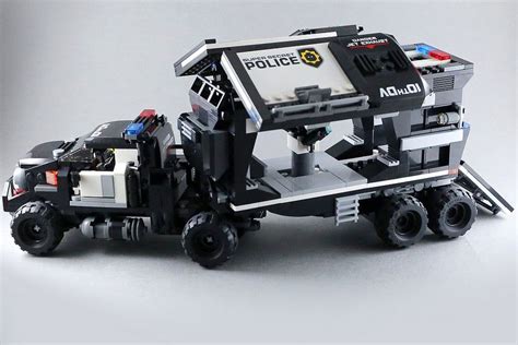 Police Truck-18 | Lego design, Lego war, Lego army