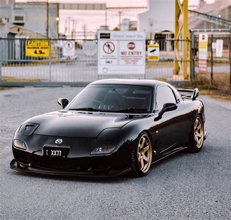 Stanced Mazda RX-7 FD JDM Cars | Mazda rx7, Jdm cars, Best jdm cars