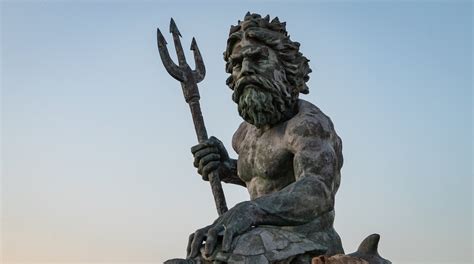 Neptune Statue Tours - Book Now | Expedia