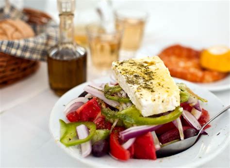 Healthy Greek Food Orders & Swaps | Eat This Not That | Greek recipes, Healthy, Healthy eating