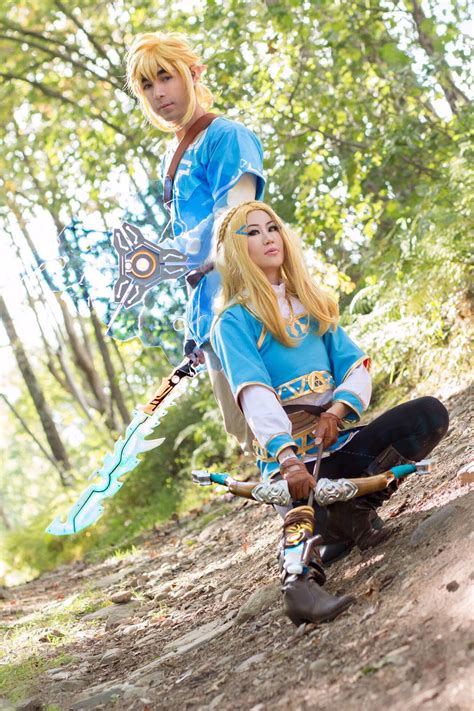 [SELF] Link & Zelda Guardian Sword and Shield Cosplay : r/cosplay