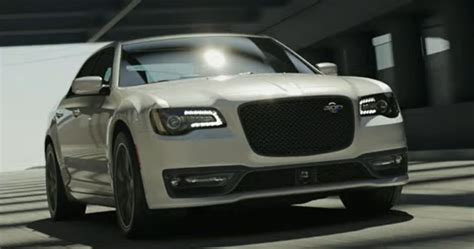 8 Reasons Why Gearheads Should Buy The Tire-Smoking 2023 Chrysler 300C 6.4-Liter Hemi V8 - I ...