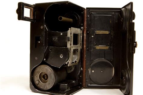 Caméra-tireuse-projecteur 35 mm Debrie Sept / Debrie Sept 35 mm Camera-Printer-Projector ...