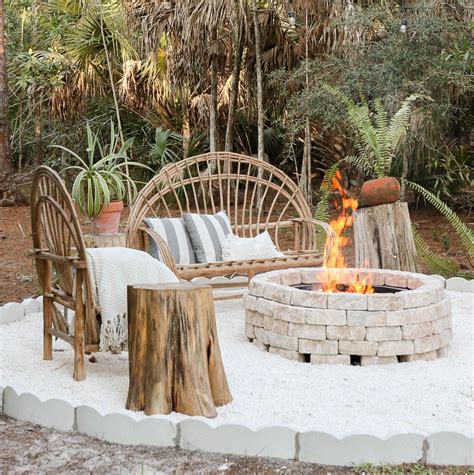 Create the Ultimate Outdoor Gathering Space with a Fire Pit Lounge Area ...