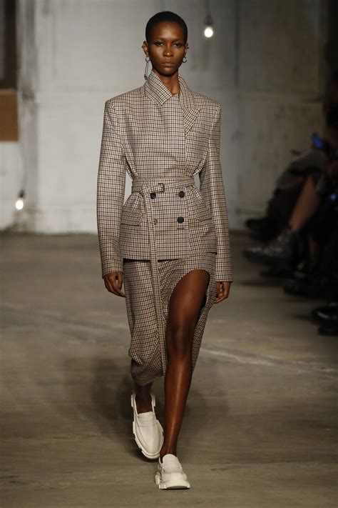 9 of The Best Fall/Winter Fashion Trends At NYFW - Essence | Essence