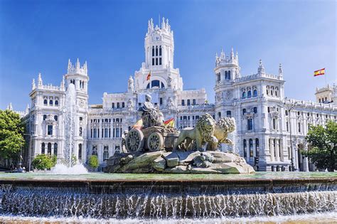 Palacio de Cibeles in Madrid, Spain : r/ArchitecturalRevival