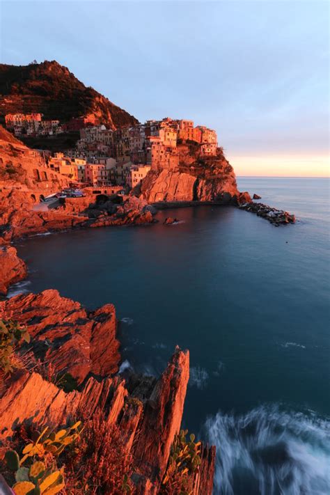 Manarola after sunset | Cameralabs