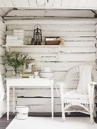 skona hem white on white corner | blogged on www.cocokelley.… | Flickr