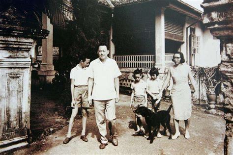 What to do with Lee Kuan Yew's house at 38 Oxley Road cannot be just up to the Lees. Here's why ...