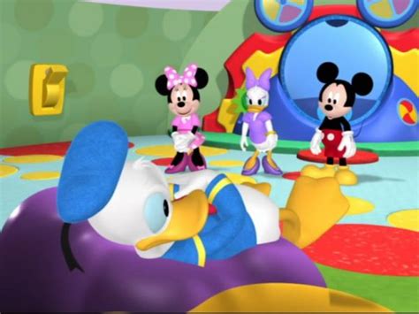 Watch: Donald's Hiccups | Mickey Mouse Clubhouse