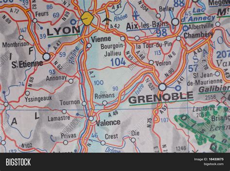 Imagen y foto Lyon Y Grenoble, (prueba gratis) | Bigstock