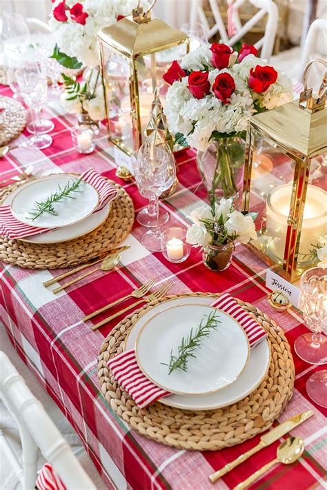 Festive Christmas Table Decorations | Pizzazzerie