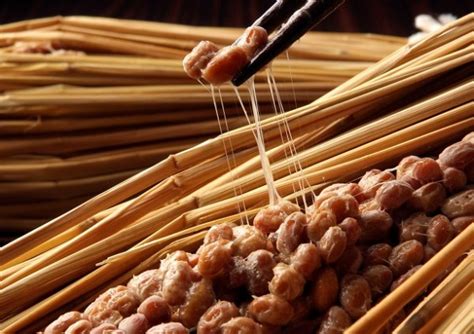 Ingredients Spotlight: Natto Gum - Glow Recipe