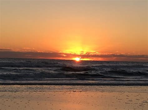 Beautiful Sunrise in Daytona Beach this morning....- The Volusia Community