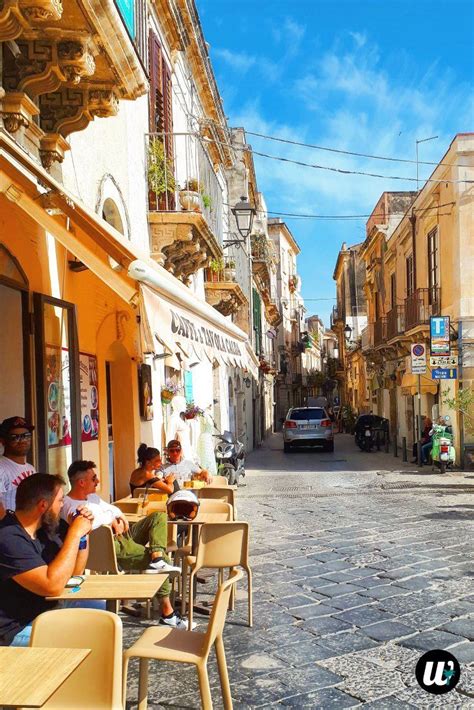 Restaurant in Siracusa, Sicily, Italy | Top Things to See & Best Places to Visit | Cool places ...