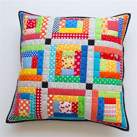 .: Scrappy Quilted Patchwork Pillows