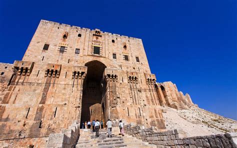 Photos reveal 'great damage' to mighty Aleppo Citadel - Telegraph