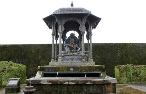 Raigad Shivaji Maharaj Photo