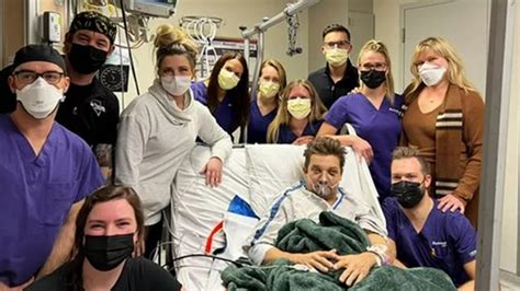 Jeremy Renner shares high-tech hyperbaric chamber treatment after near-fatal snowplow accident ...